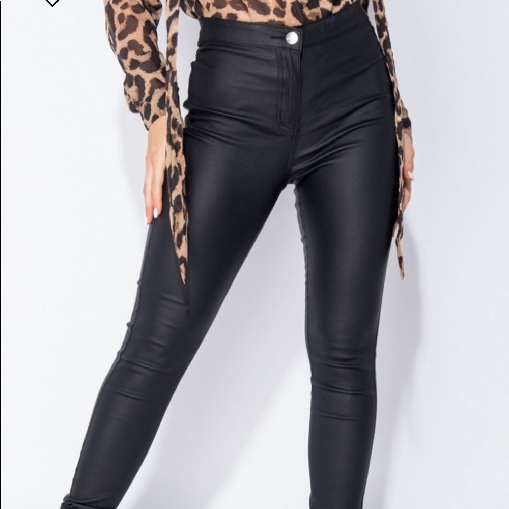 Black Skinny Pants